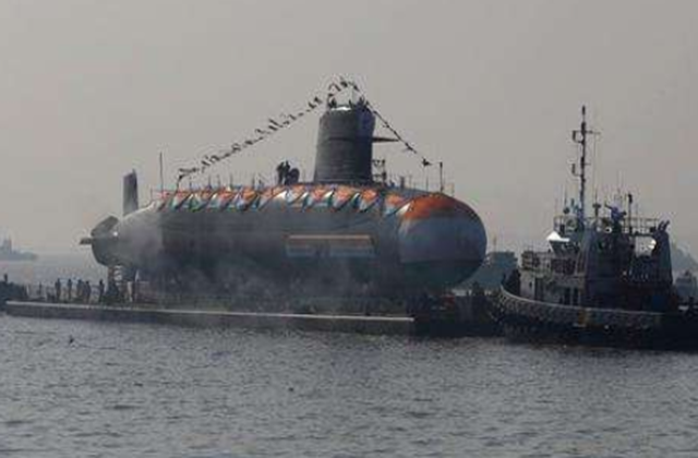 印度核潜艇忘关阀门，大量海水贯入，两百亿美元差点打水漂
